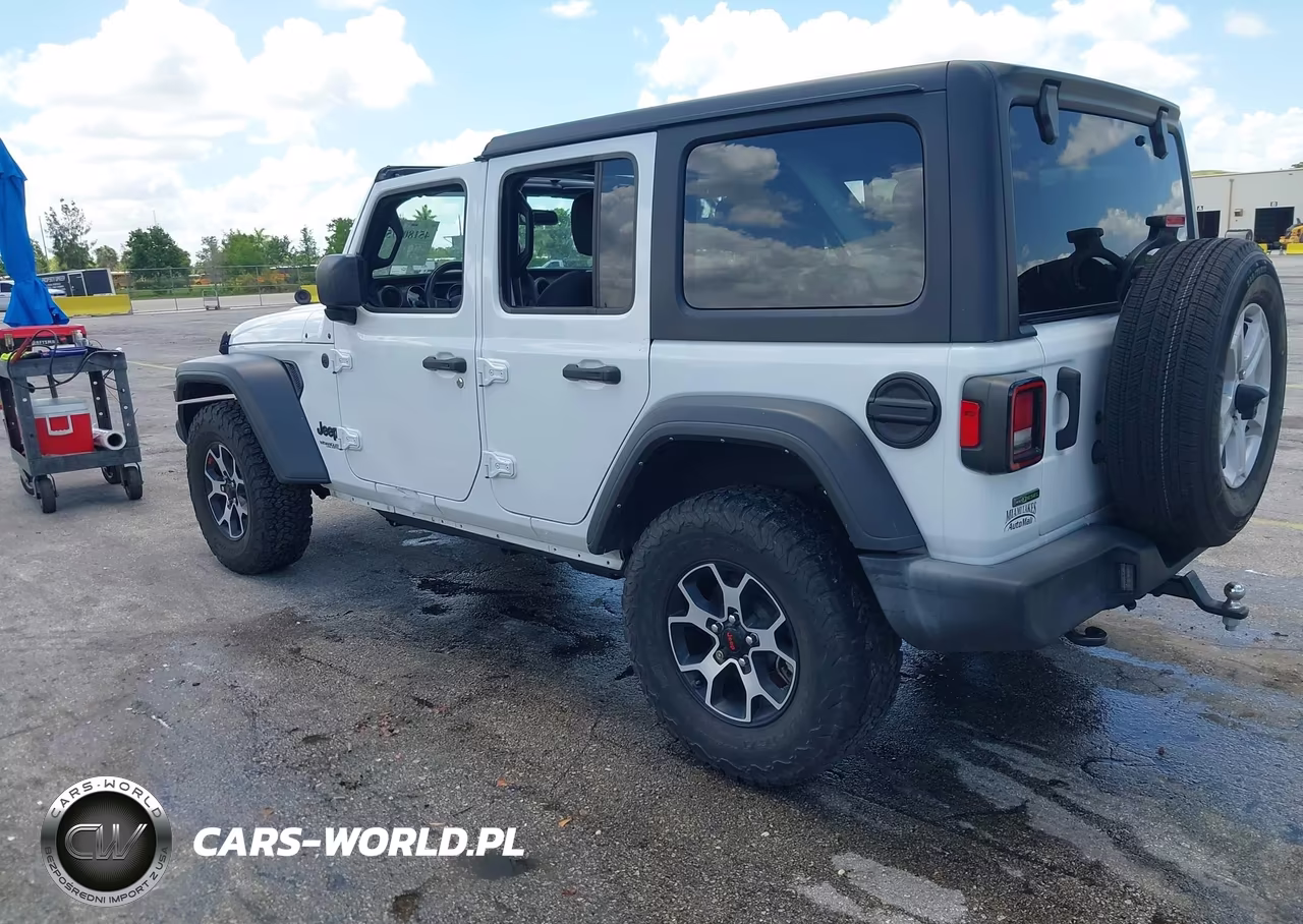 2022 Jeep Wrangler Unlimited Sport S 4X4 VIN:1C4HJXDM9NW272637 - 3