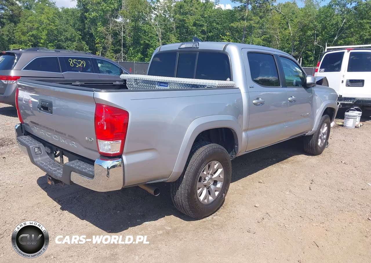 2017 Toyota Tacoma Sr5 V6 VIN:5TFAZ5CN2HX044437 - 4