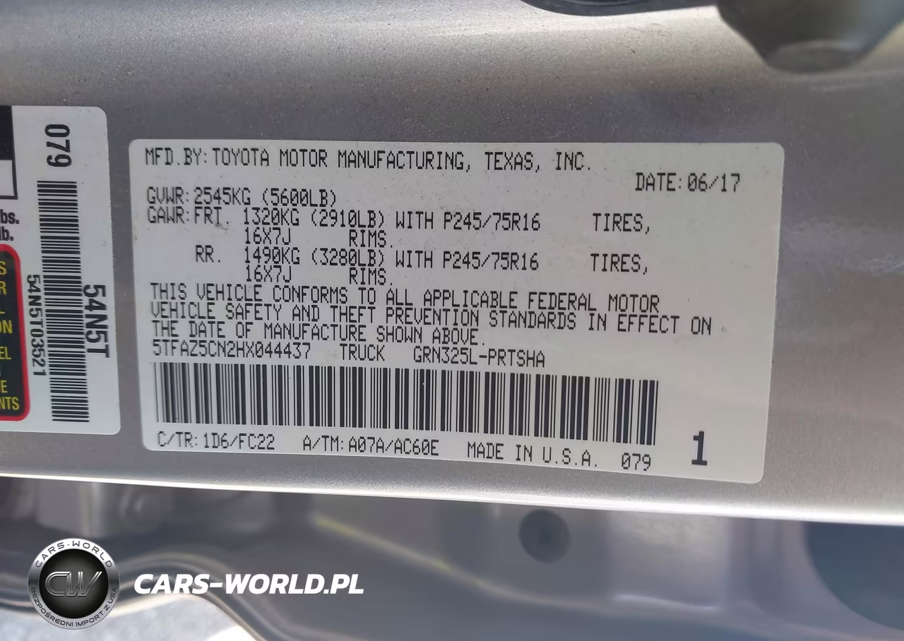 2017 Toyota Tacoma Sr5 V6 VIN:5TFAZ5CN2HX044437 - 9