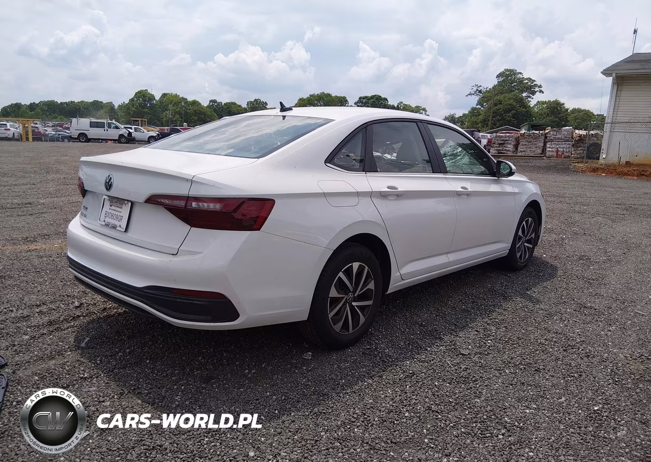 2024 Volkswagen Jetta 1.5T S VIN:3VW4M7BU6RM036281 - 4