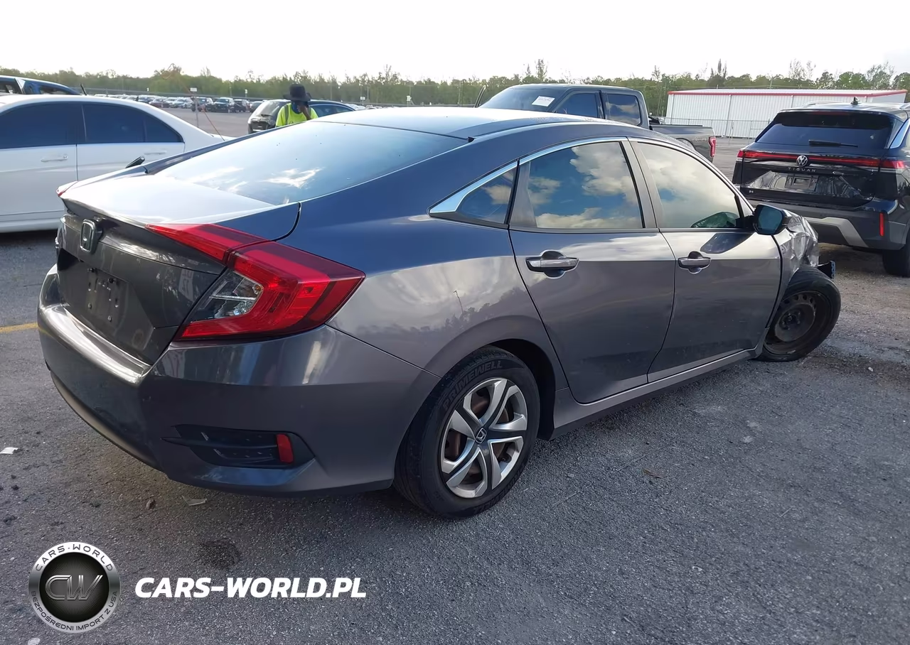 2018 Honda Civic Lx VIN:2HGFC2F51JH588229 - 4