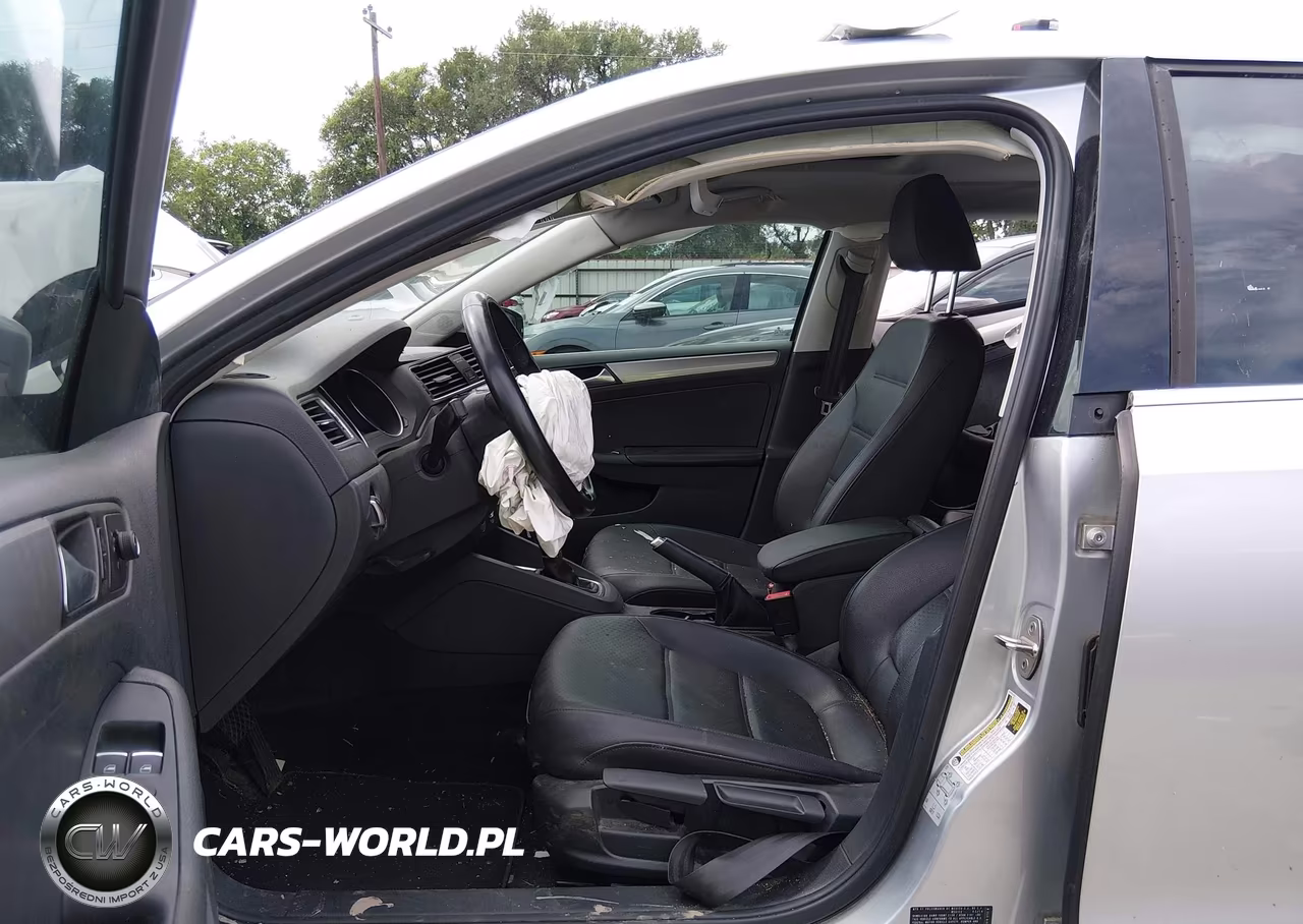 2016 Volkswagen Jetta 1.4T Se VIN:3VWD67AJ8GM319313 - 5