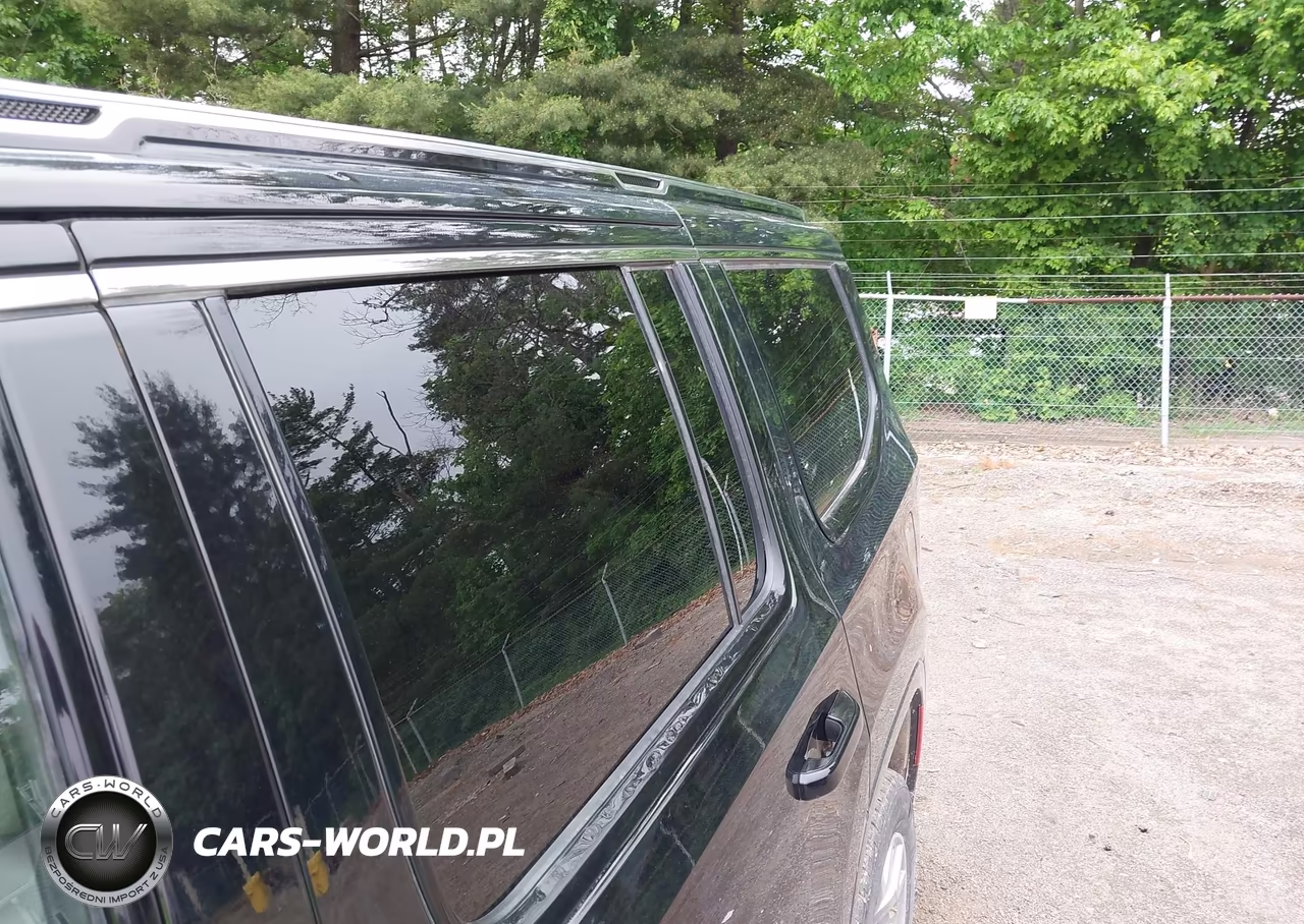 2022 Jeep Wagoneer Series Ii 4X4 VIN:1C4SJVBT9NS111717 - 18