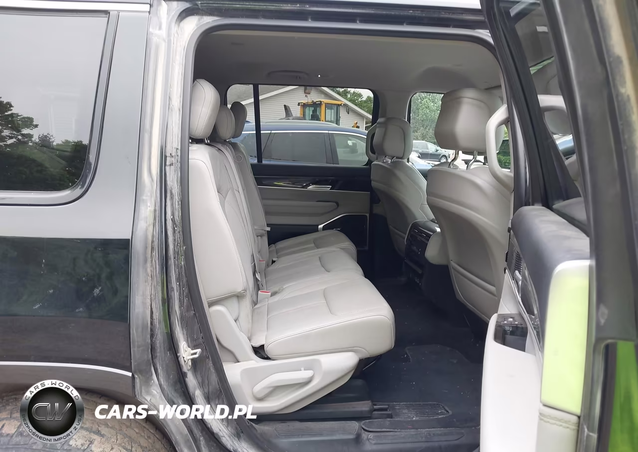 2022 Jeep Wagoneer Series Ii 4X4 VIN:1C4SJVBT9NS111717 - 8