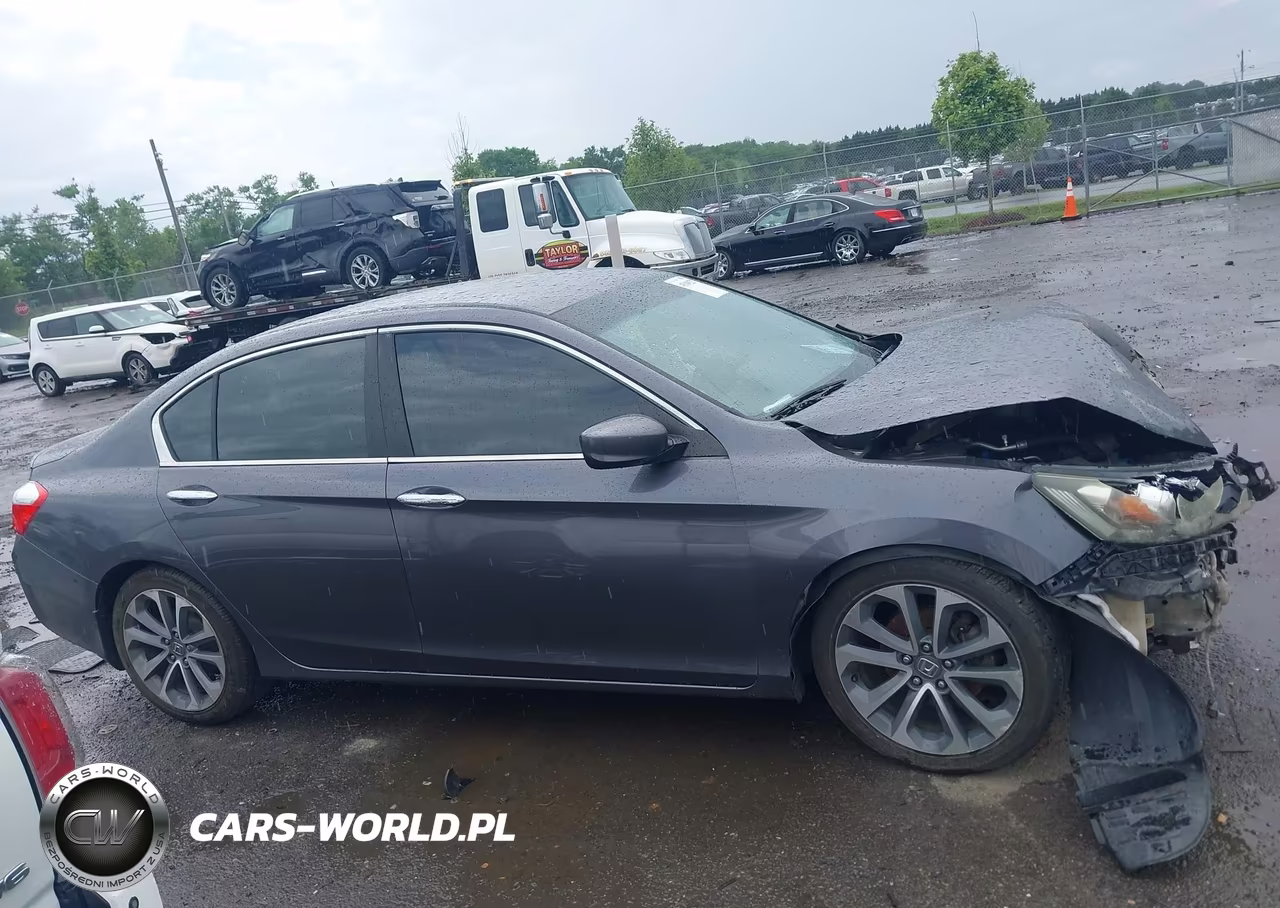 2015 Honda Accord Sport VIN:1HGCR2F54FA236608 - 13