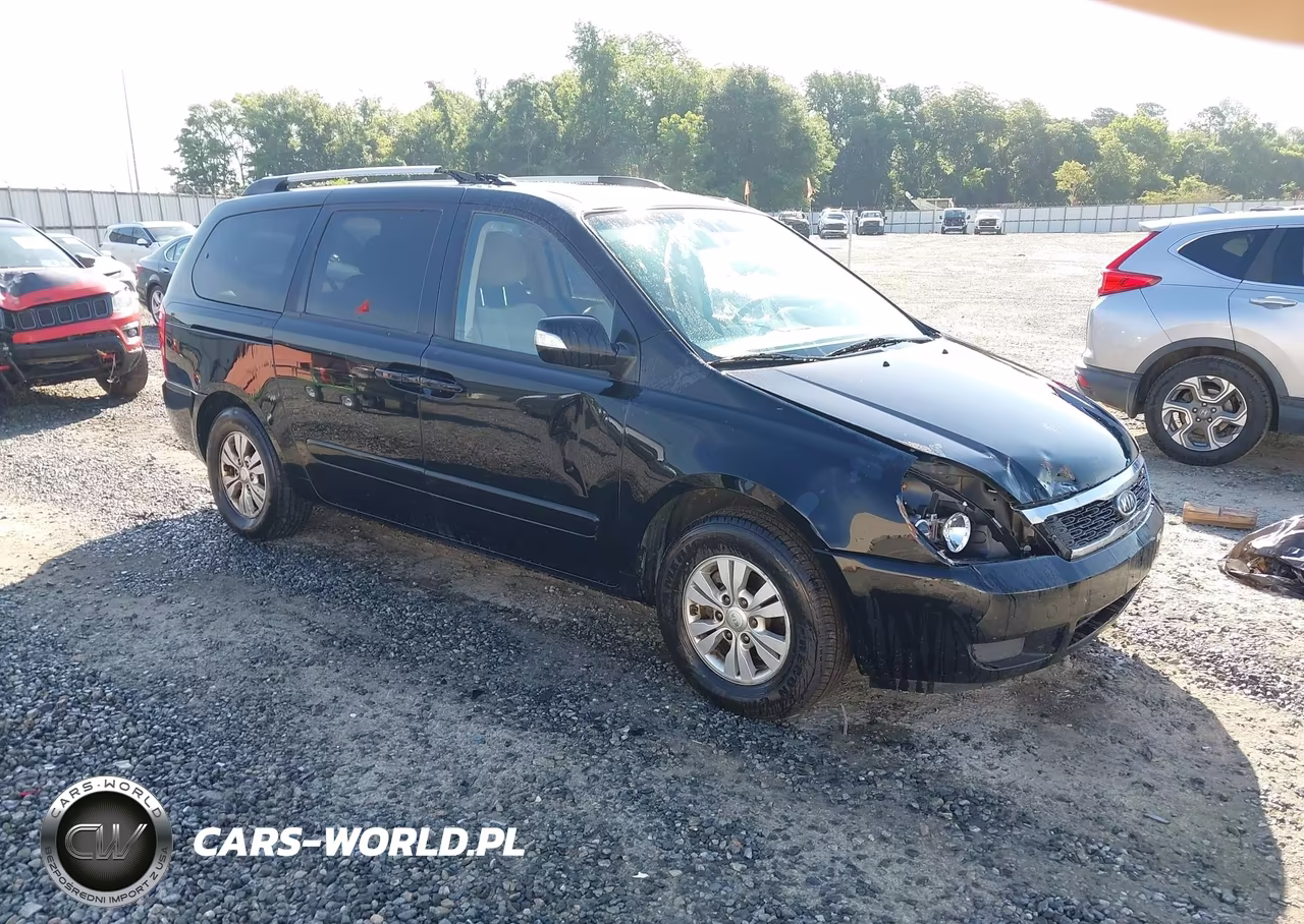2012 Kia Sedona Lx