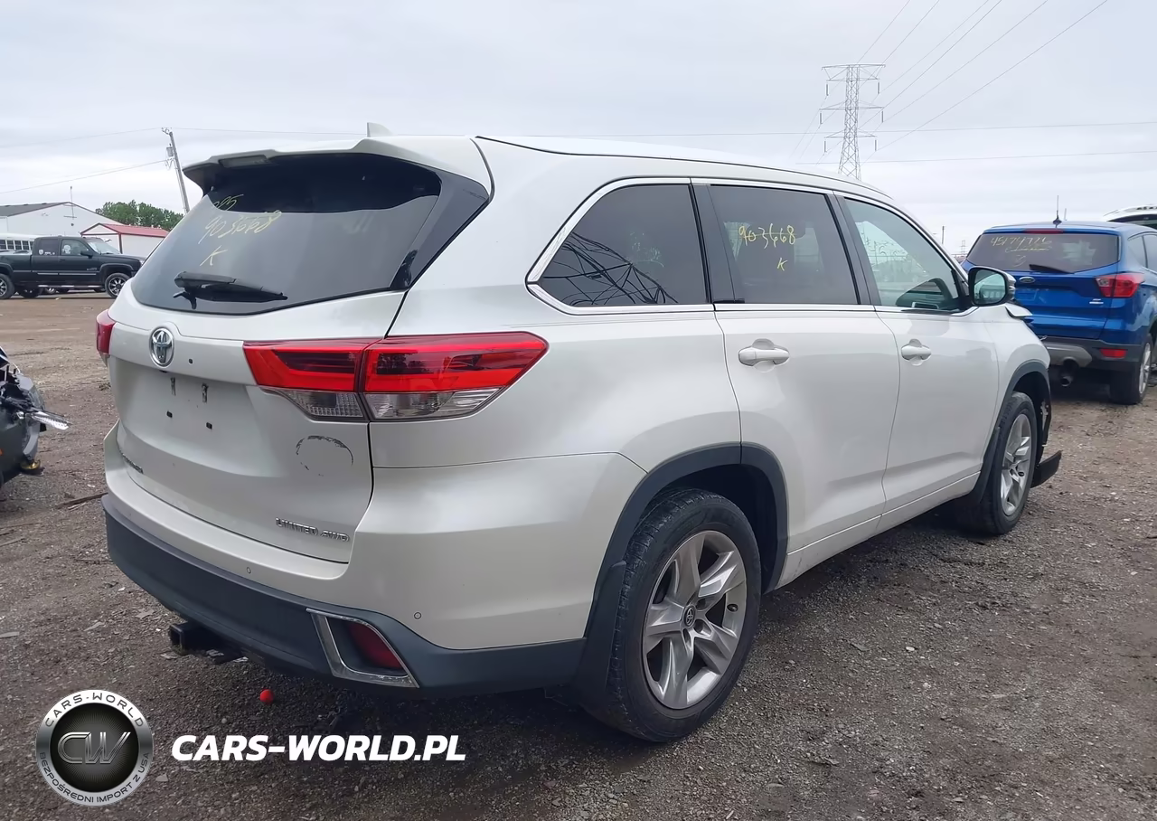 2018 Toyota Highlander Limited VIN:5TDDZRFH3JS903668 - 4