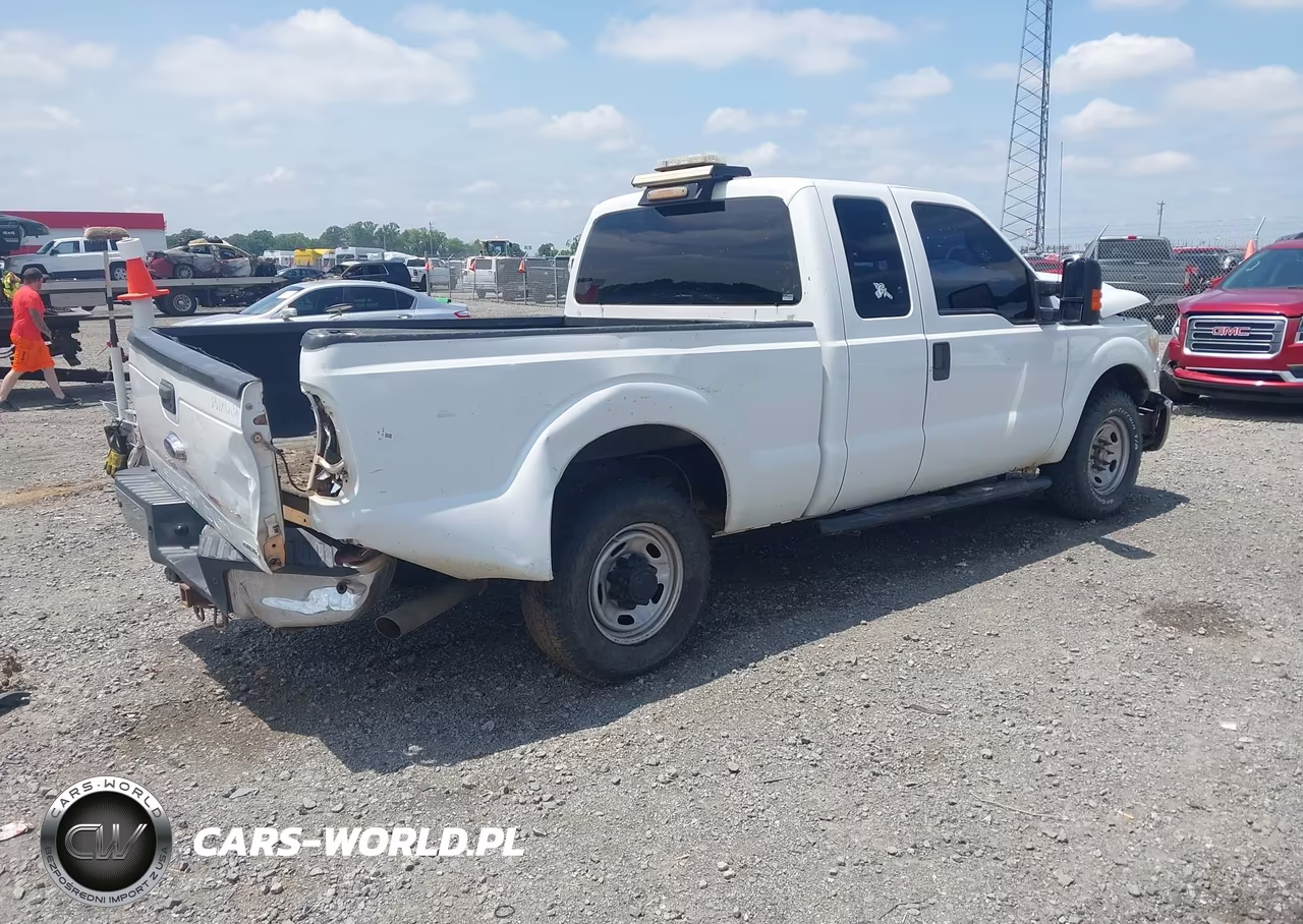 2016 Ford F-250 VIN:1FT7X2A65GEB20284 - 4
