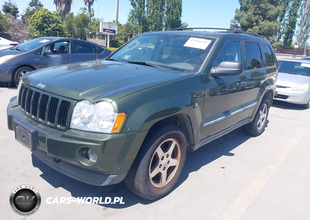 2007 Jeep Grand Cherokee Laredo VIN:1J8GR48K77C633694 - 2