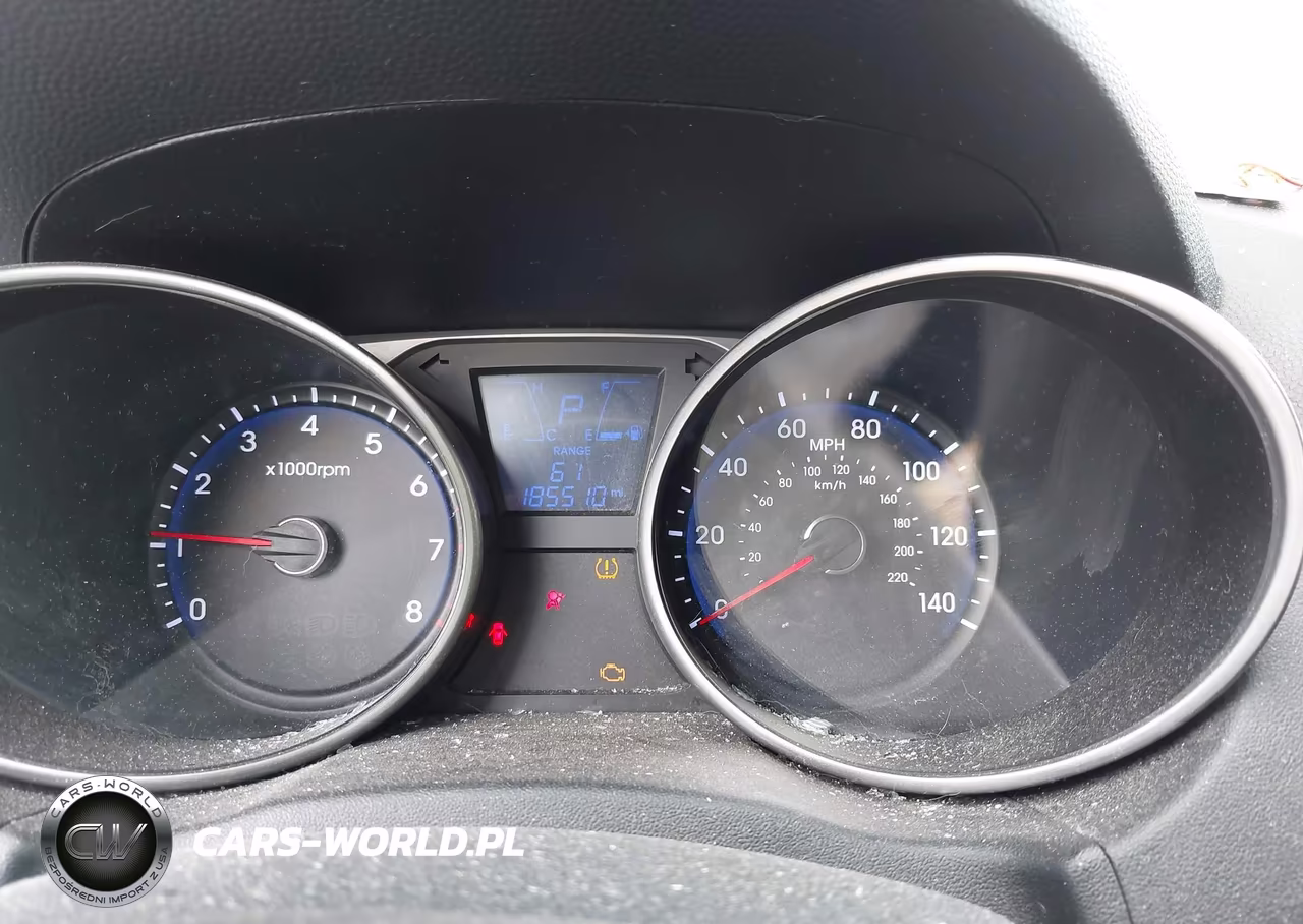 2011 Hyundai Tucson Limited VIN:KM8JUCAC8BU136483 - 7