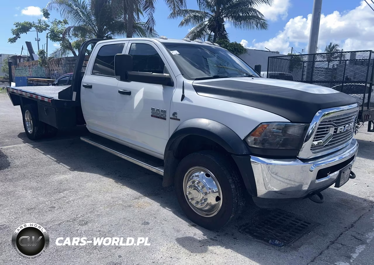 2018 Ram 5500 White