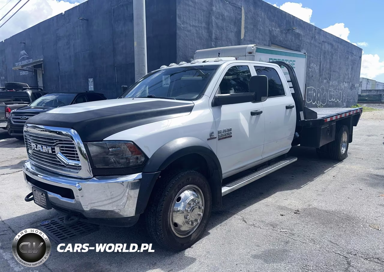2018 Ram 5500 White VIN:3C7WRNFL4JG412310 - 2
