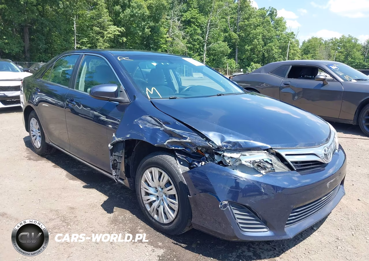 2014 Toyota Camry Le VIN:4T4BF1FK2ER411682 - 6