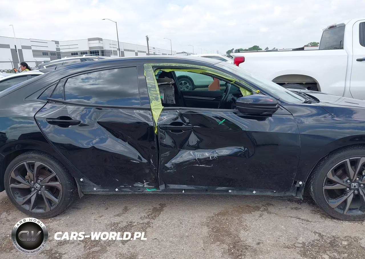 2019 Honda Civic Sport VIN:SHHFK7H4XKU207132 - 13