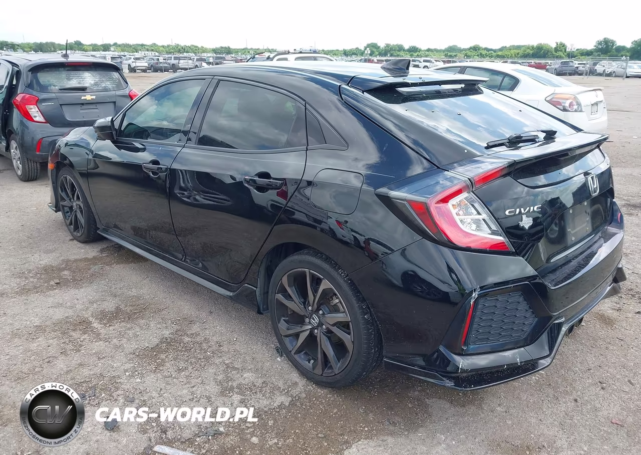 2019 Honda Civic Sport VIN:SHHFK7H4XKU207132 - 3