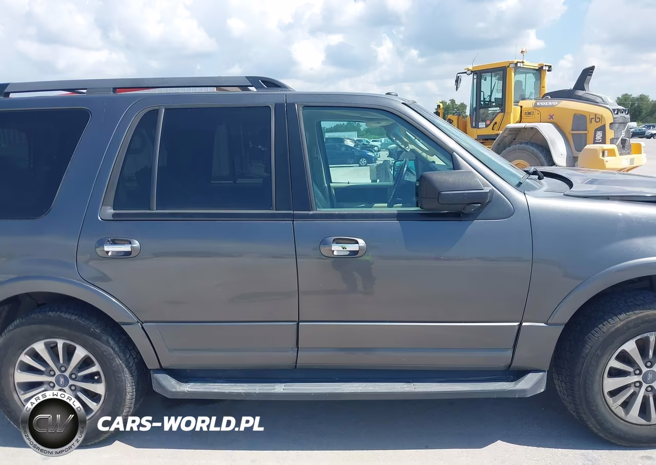 FORD EXPEDITION VIN:1FMJU1HT8GEF54280 - 13