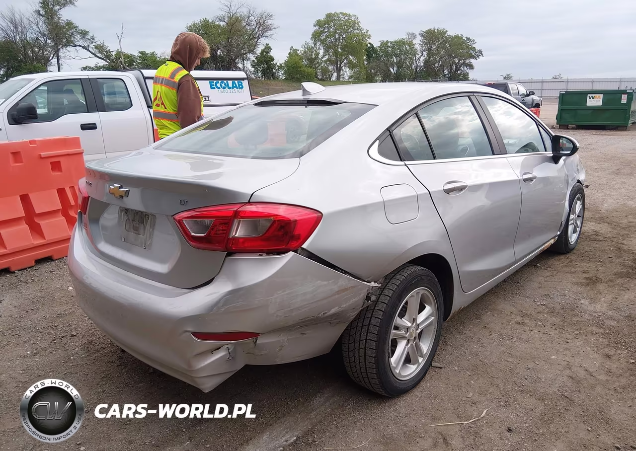 2016 Chevrolet Cruze Lt Auto VIN:1G1BE5SM2G7254584 - 4