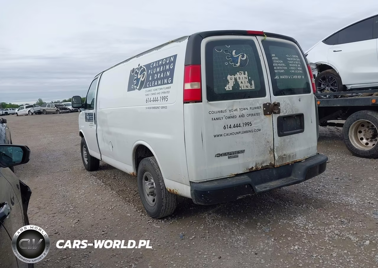 2010 Chevrolet Express 2500 Work Van VIN:1GCZGFBA1A1102558 - 3