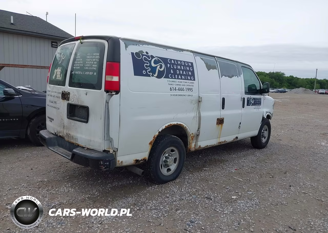2010 Chevrolet Express 2500 Work Van VIN:1GCZGFBA1A1102558 - 4