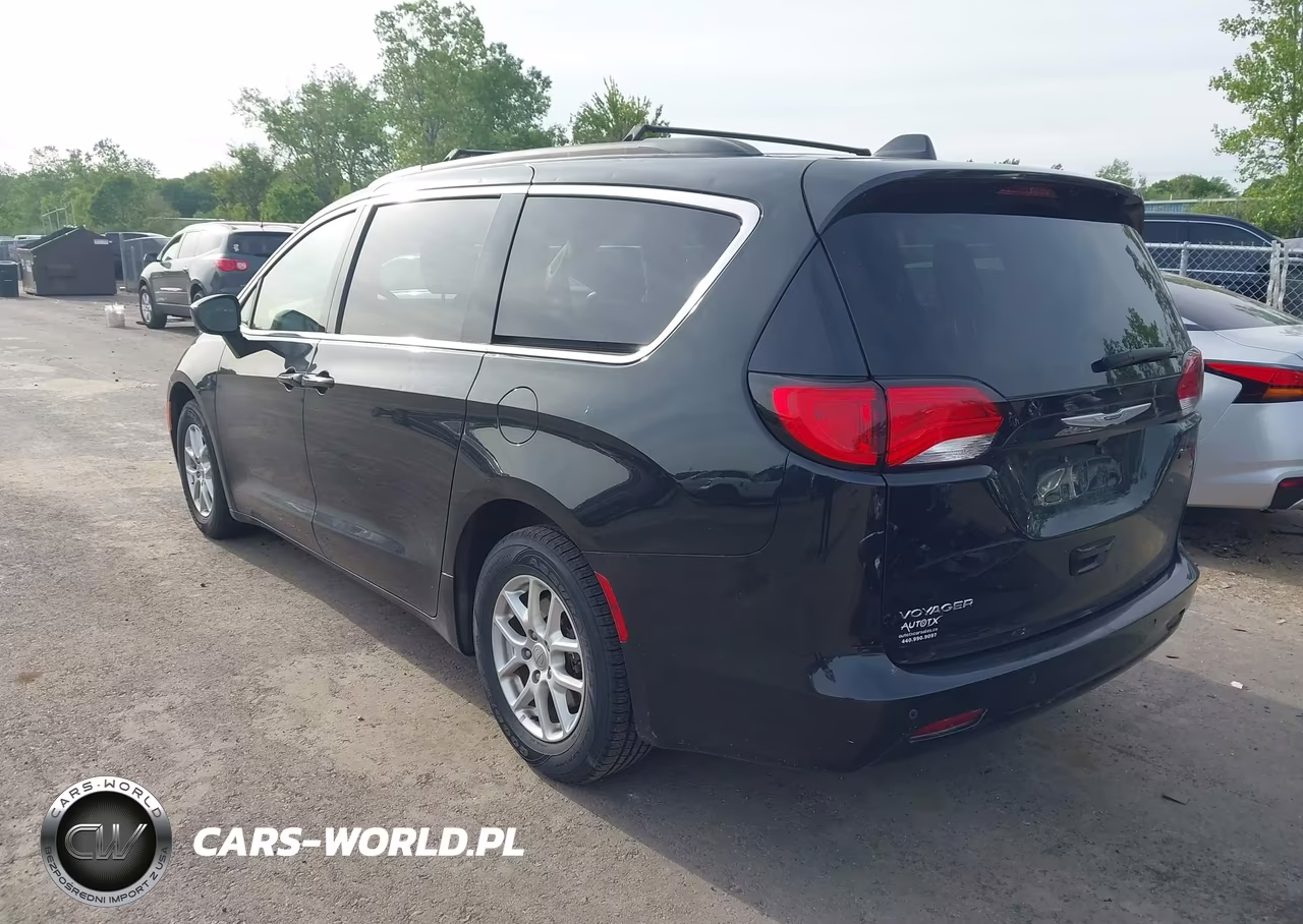 2020 Chrysler Voyager Lxi VIN:2C4RC1DG2LR216146 - 3