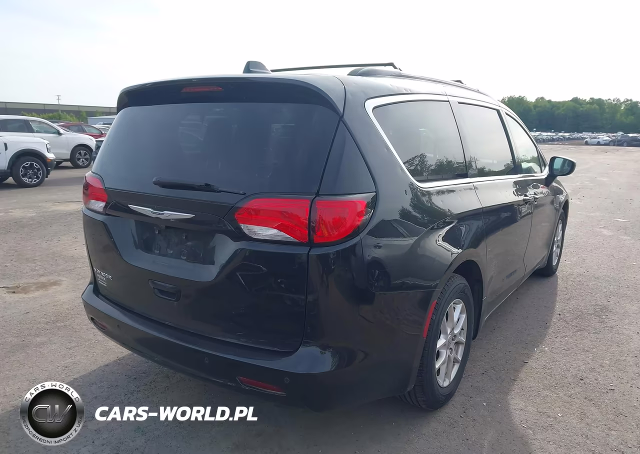 2020 Chrysler Voyager Lxi VIN:2C4RC1DG2LR216146 - 4