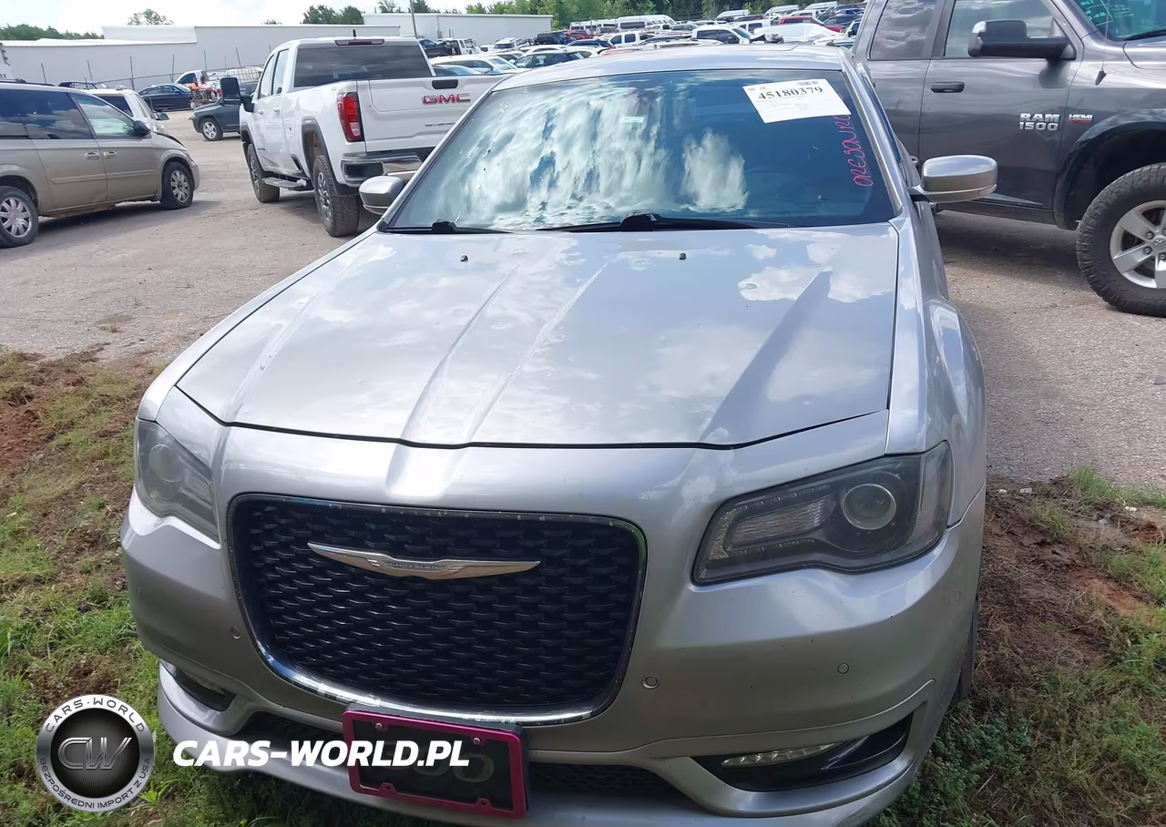 2018 Chrysler 300 300S VIN:2C3CCABGXJH266616 - 12