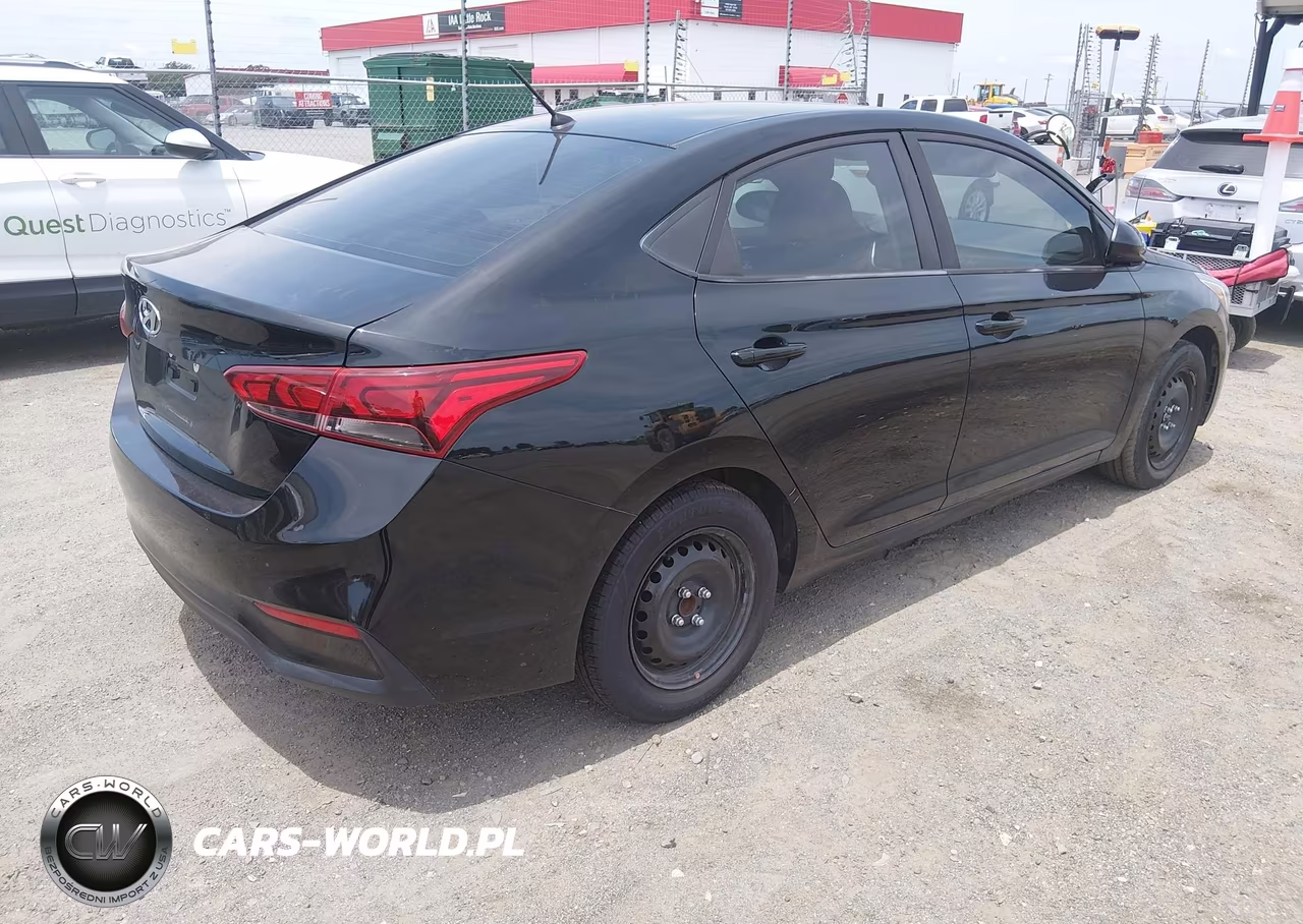 2019 Hyundai Accent Se VIN:3KPC24A37KE080821 - 4