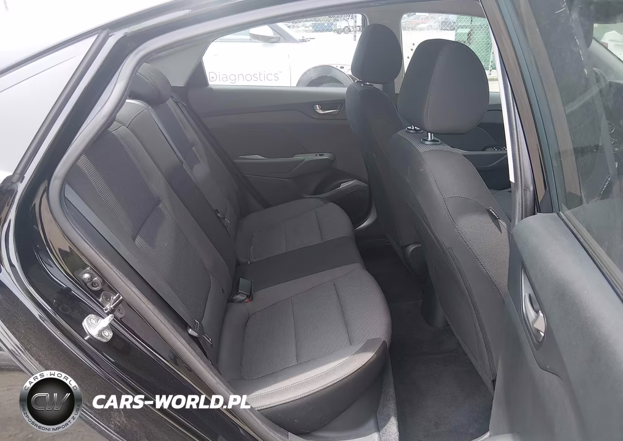 2019 Hyundai Accent Se VIN:3KPC24A37KE080821 - 8