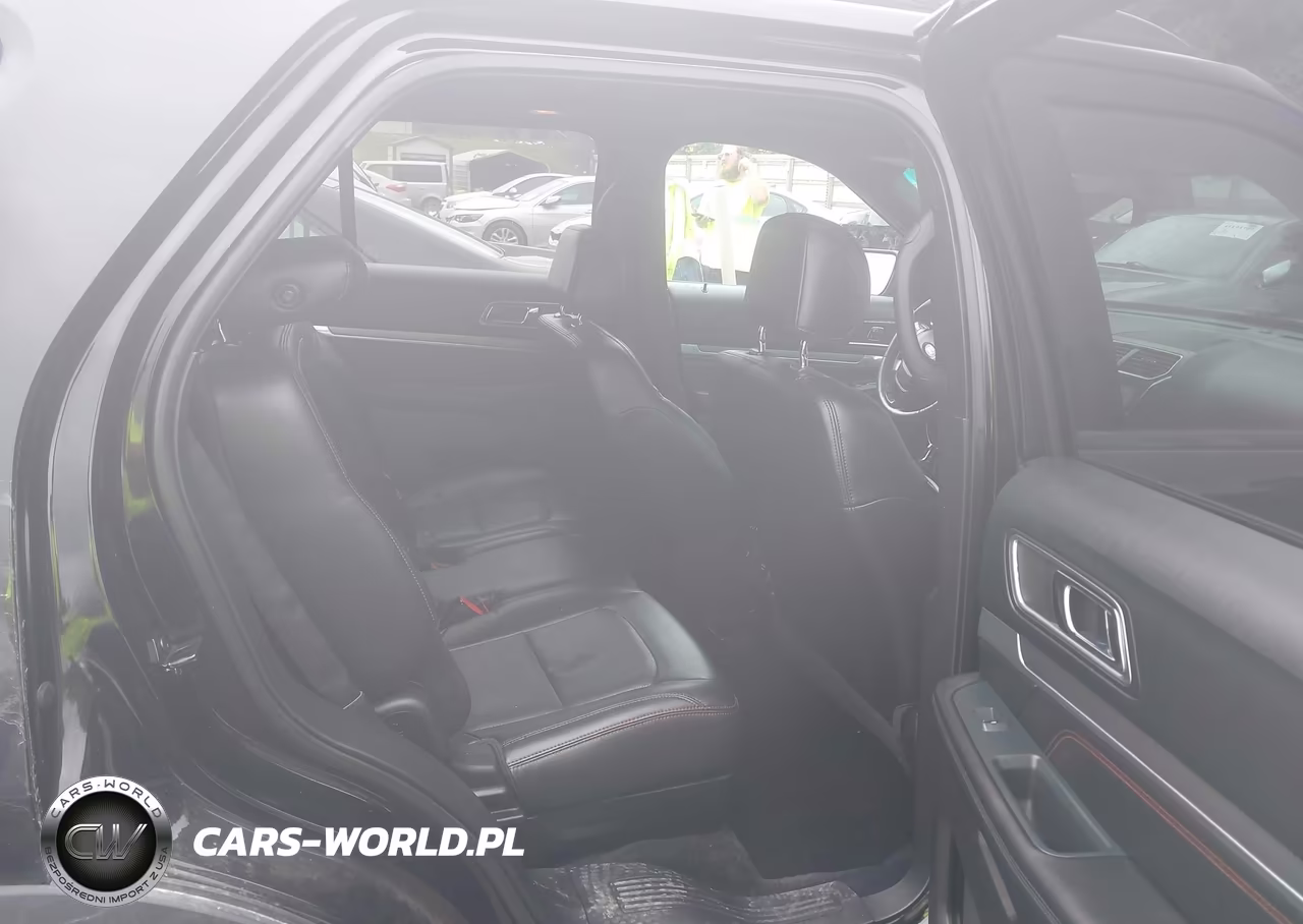 2016 Ford Explorer Sport VIN:1FM5K8GT3GGA32744 - 8