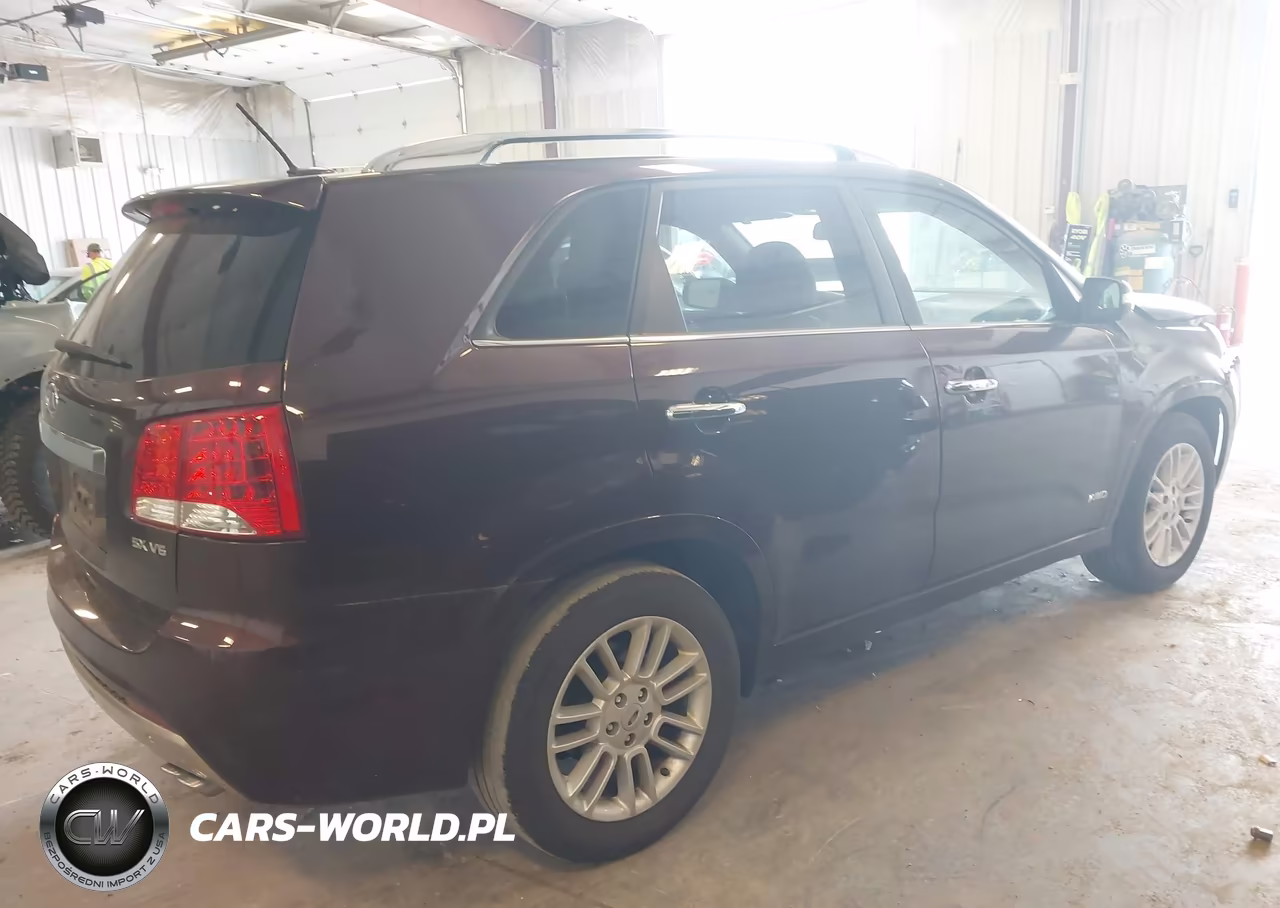 2011 Kia Sorento Sx V6 VIN:5XYKWDA20BG130467 - 4