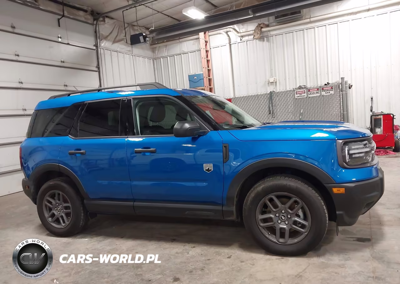 2025 Ford Bronco Sport Big Bend VIN:3FMCR9BN0SRE76943 - 14