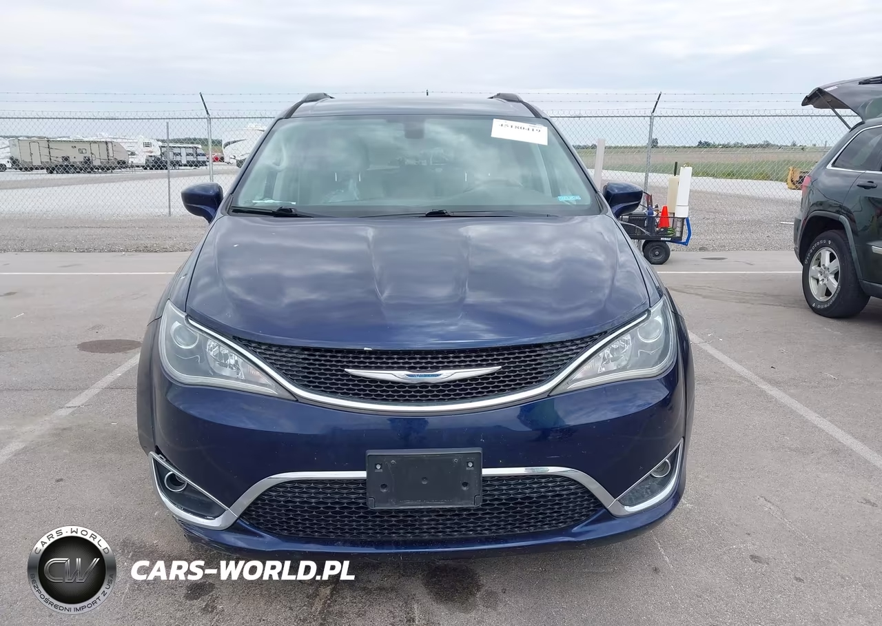 2017 Chrysler Pacifica Touring-L VIN:2C4RC1BG3HR512528 - 12