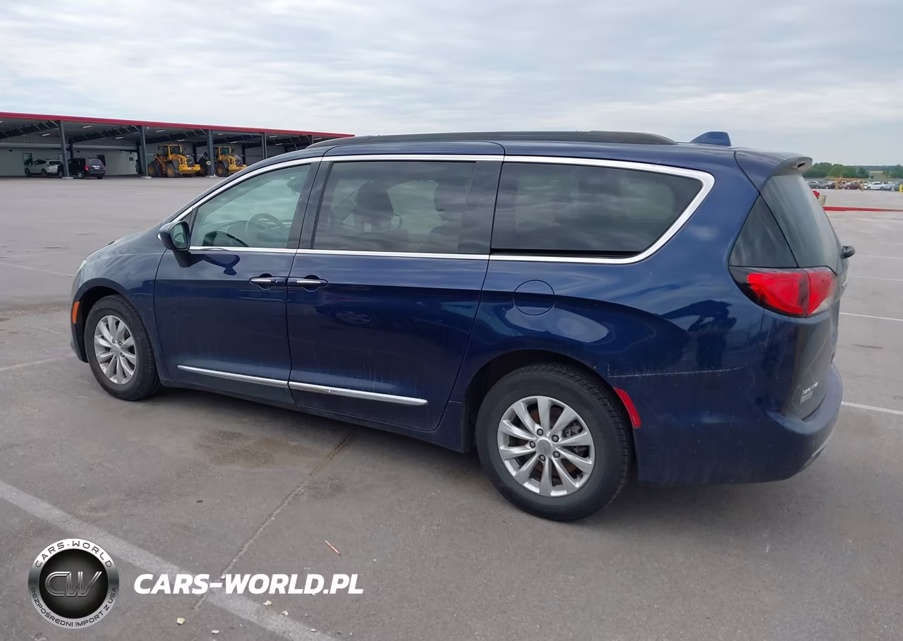 2017 Chrysler Pacifica Touring-L VIN:2C4RC1BG3HR512528 - 14