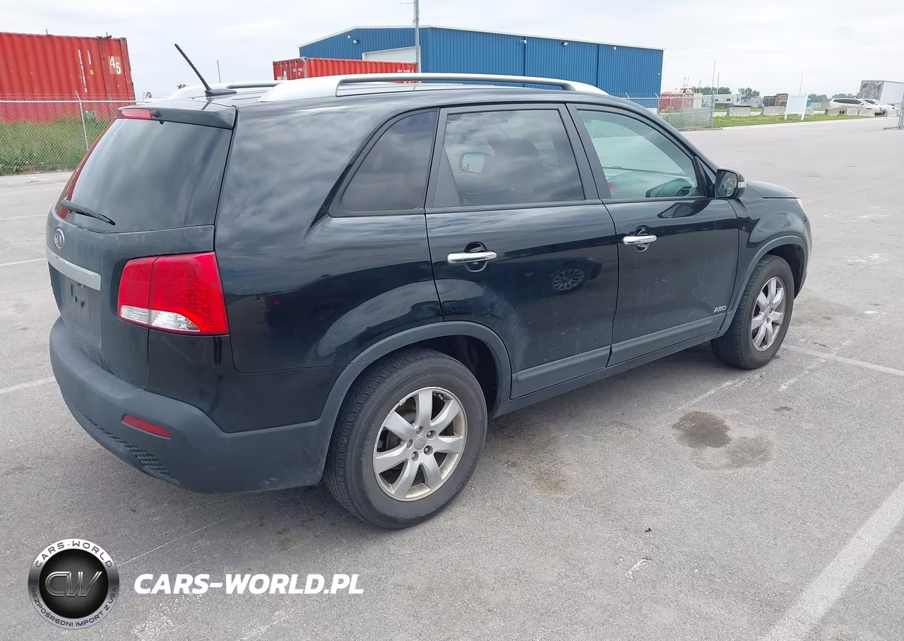 2013 Kia Sorento Lx V6 VIN:5XYKTDA20DG376480 - 4