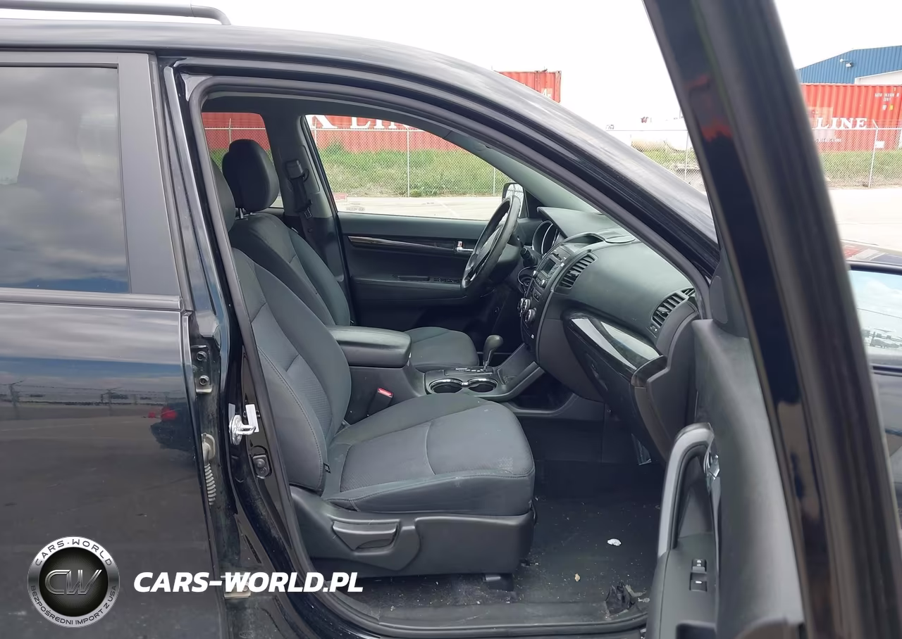 2013 Kia Sorento Lx V6 VIN:5XYKTDA20DG376480 - 5
