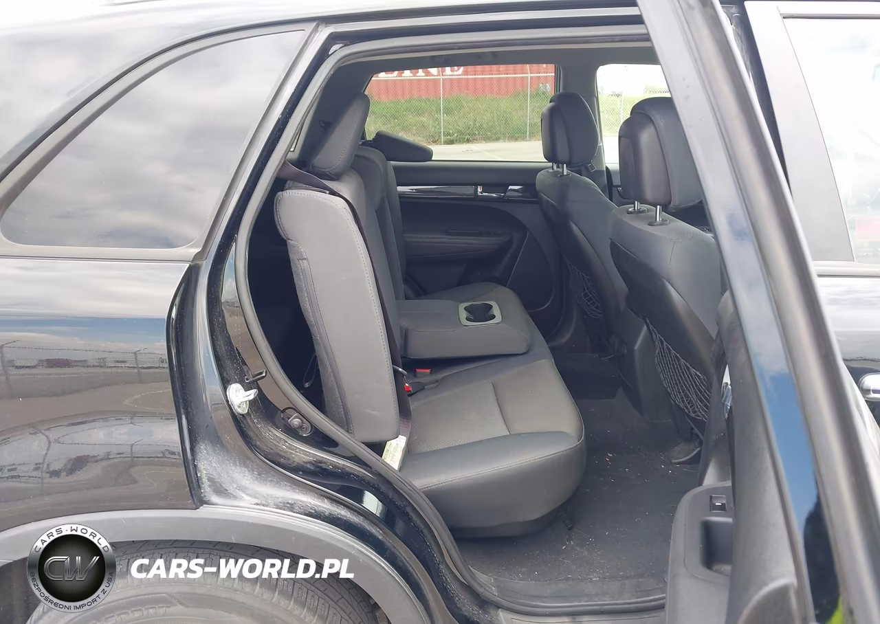 2013 Kia Sorento Lx V6 VIN:5XYKTDA20DG376480 - 8