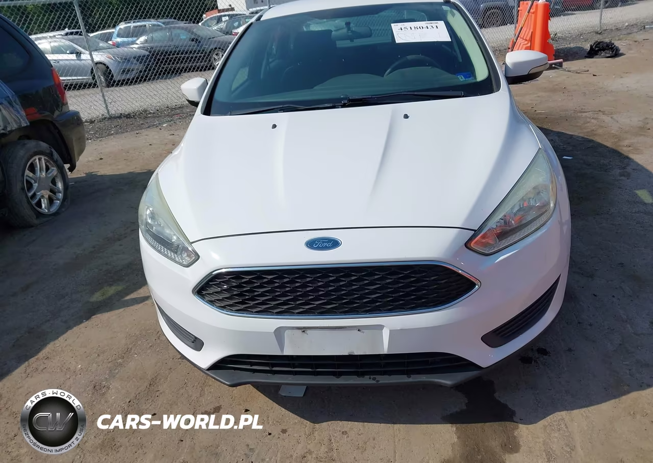 2016 Ford Focus Se VIN:1FADP3F21GL250384 - 13