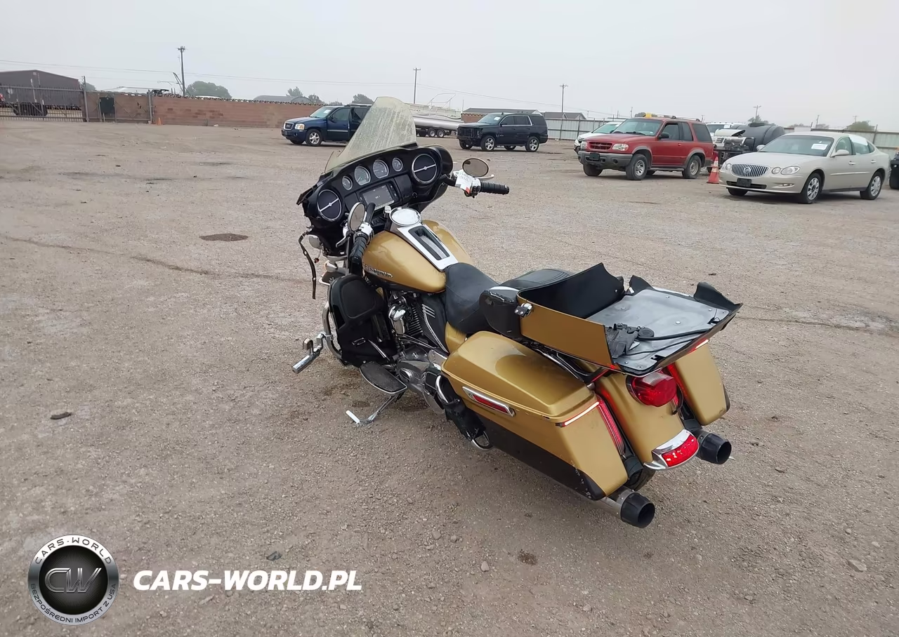 2017 Harley-Davidson Flhtk Ultra Limited VIN:1HD1KED11HB625276 - 3