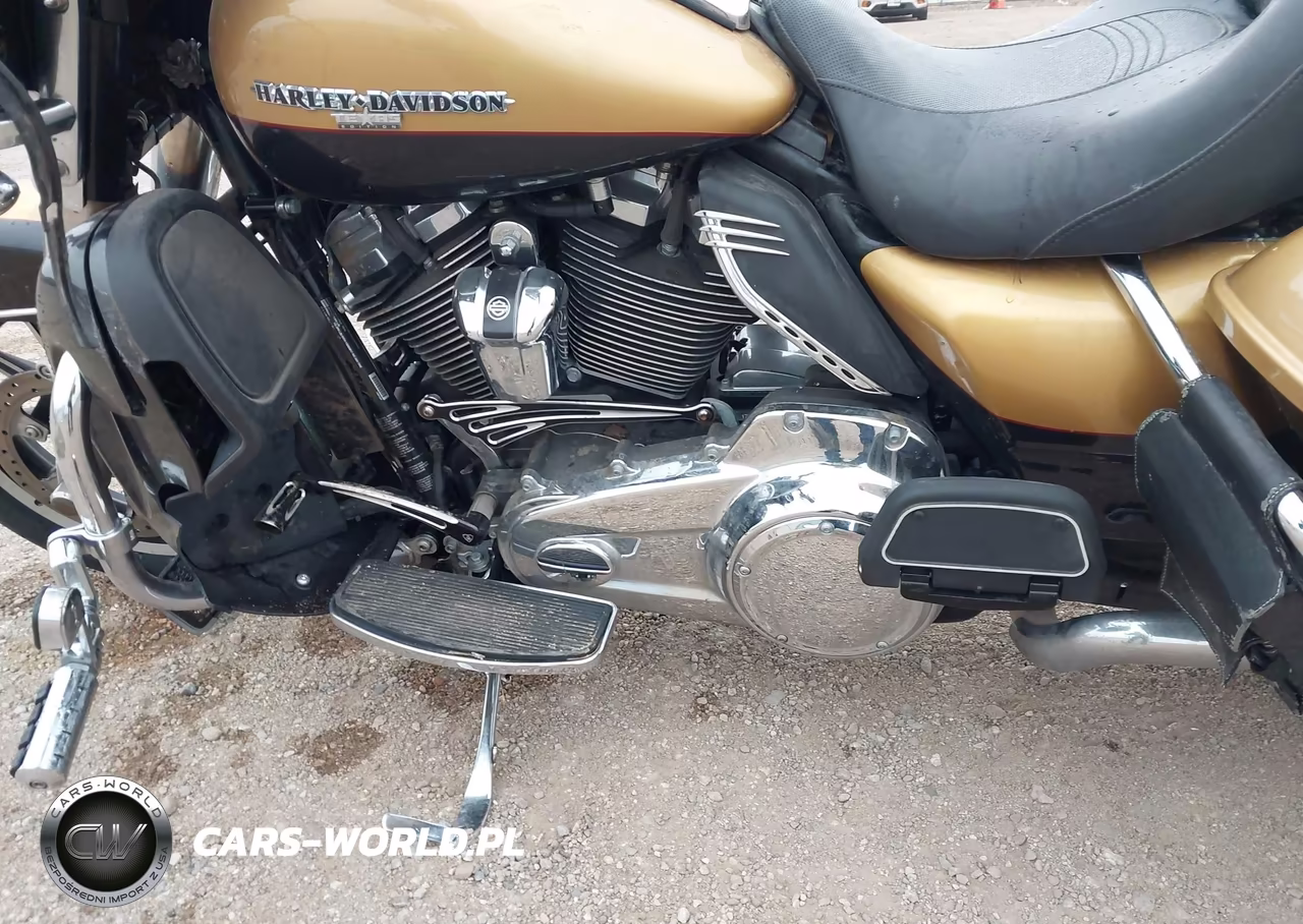 2017 Harley-Davidson Flhtk Ultra Limited VIN:1HD1KED11HB625276 - 9