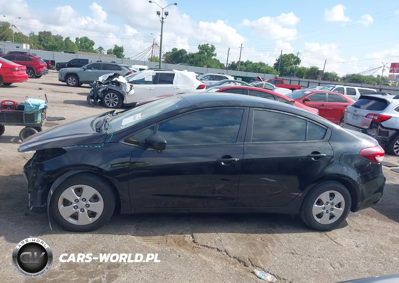2017 Kia Forte Lx VIN:3KPFK4A72HE124345 - 14
