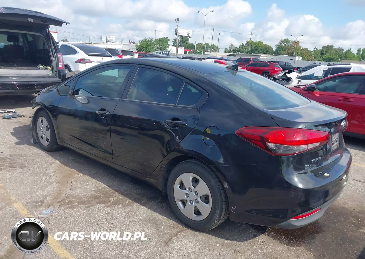 2017 Kia Forte Lx VIN:3KPFK4A72HE124345 - 3