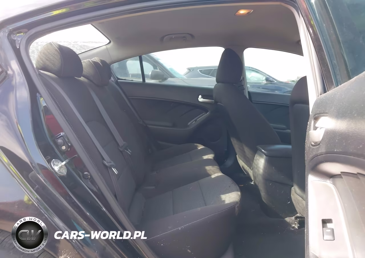 2017 Kia Forte Lx VIN:3KPFK4A72HE124345 - 8