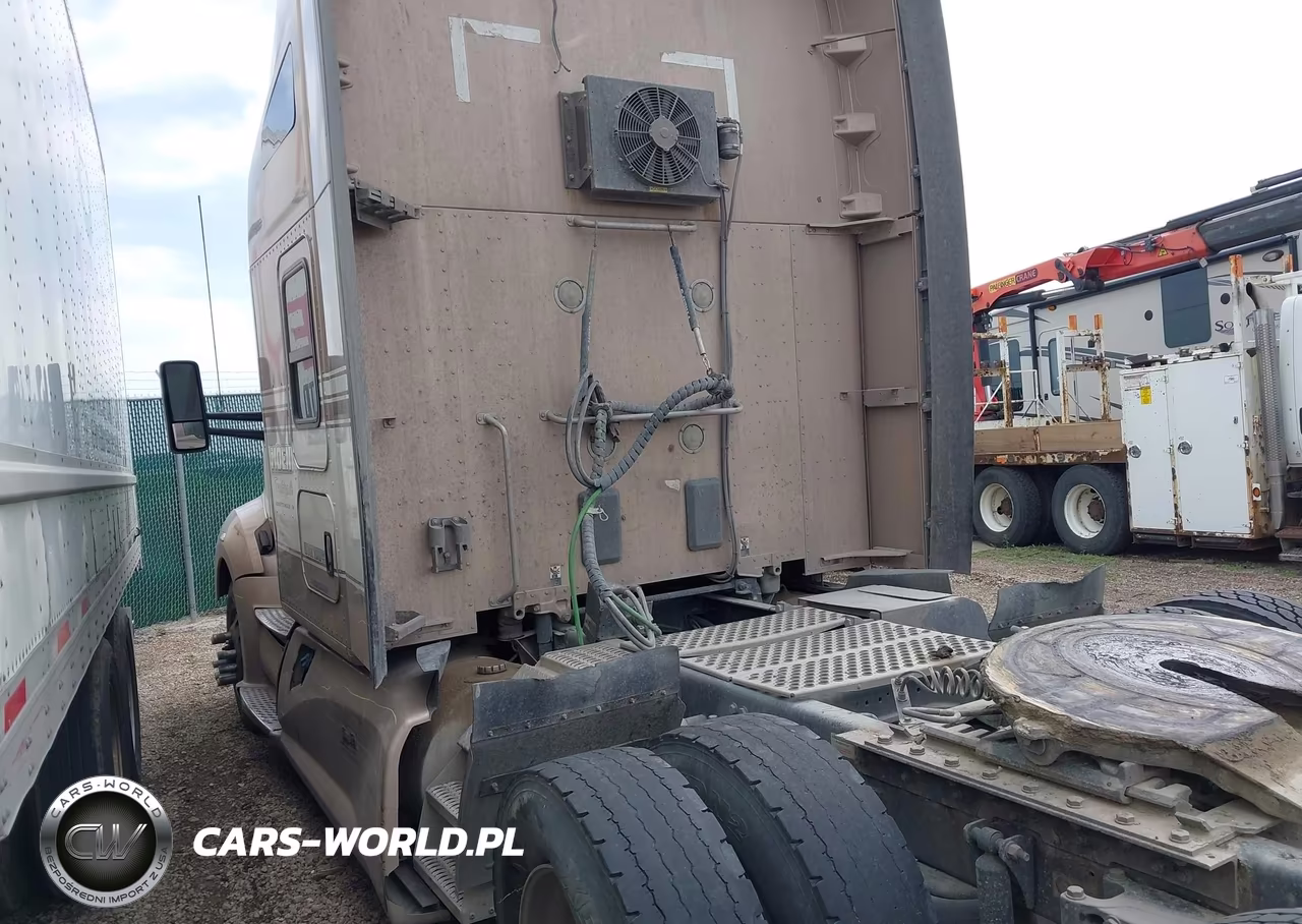 2019 Kenworth T680 VIN:1XKYD49X7KJ237472 - 14