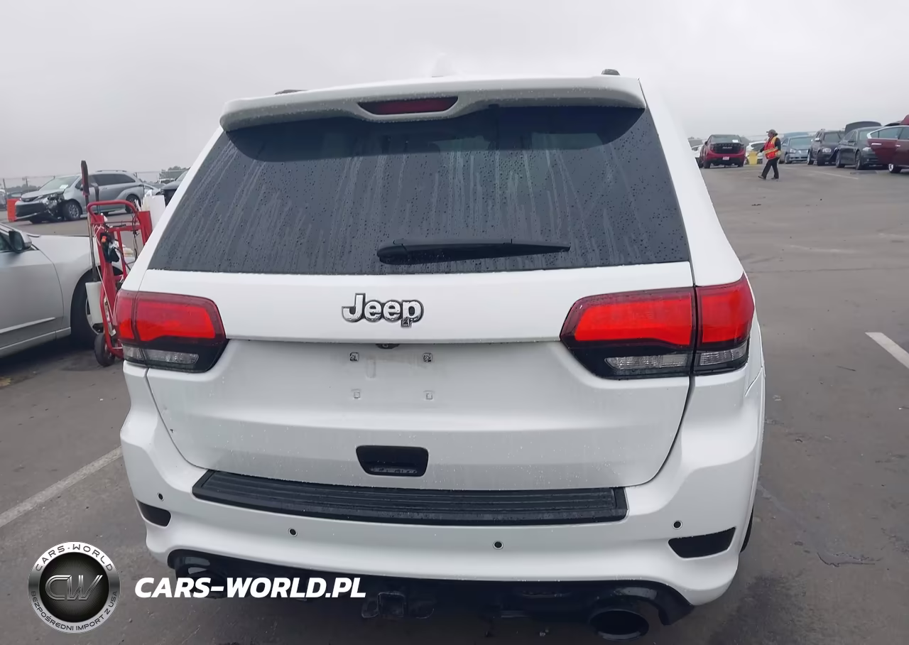 2015 Jeep Grand Cherokee Srt VIN:1C4RJFDJ6FC940840 - 16