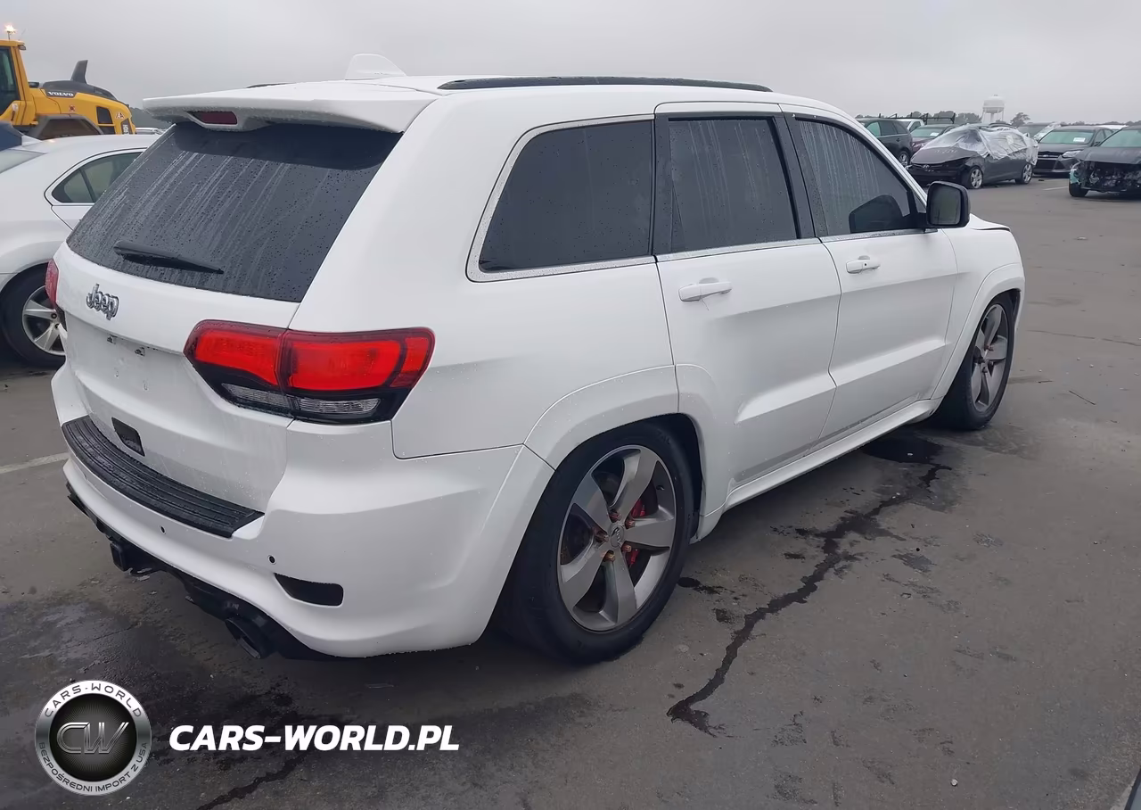 2015 Jeep Grand Cherokee Srt VIN:1C4RJFDJ6FC940840 - 4