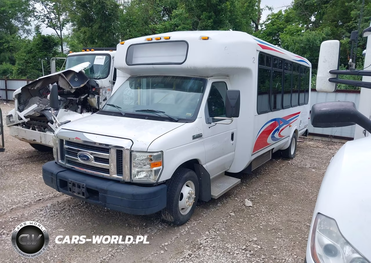 2009 Ford E-450 Cutaway VIN:1FDFE45P79DA83288 - 2
