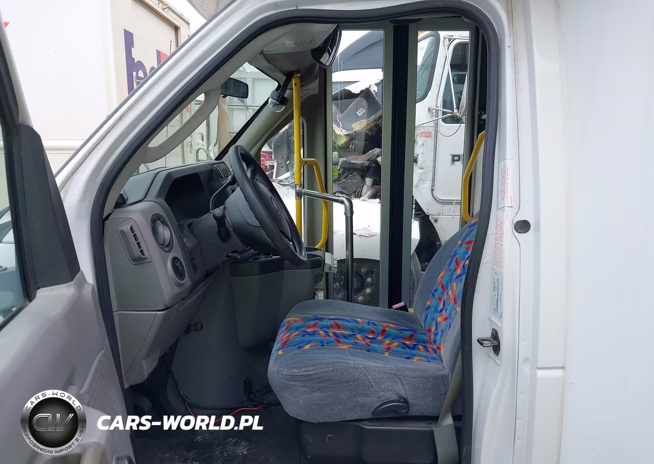 2009 Ford E-450 Cutaway VIN:1FDFE45P79DA83288 - 6