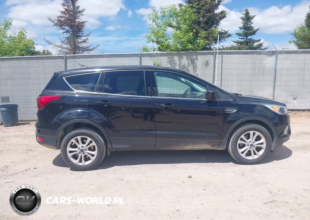 2019 Ford Escape Se VIN:1FMCU9GD2KUB14586 - 13