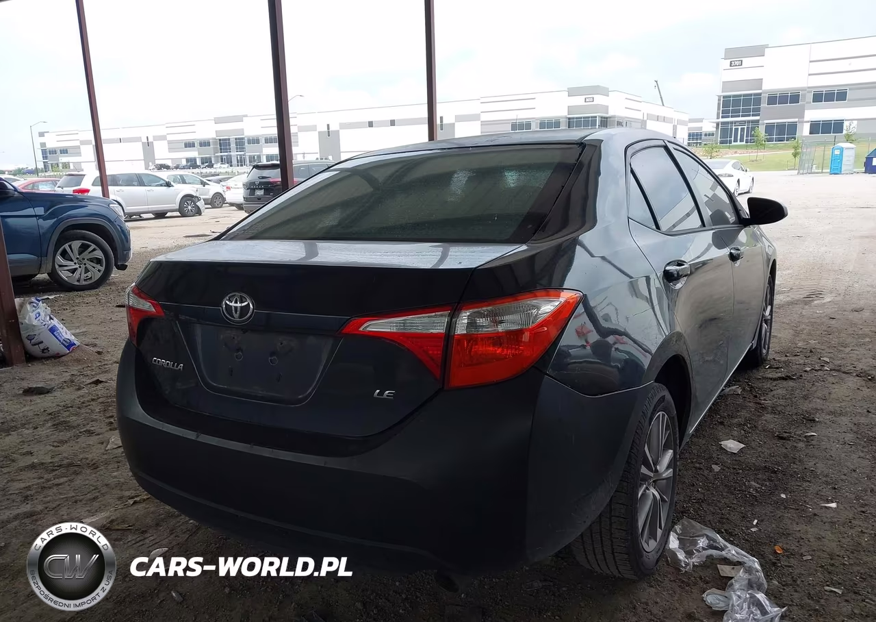 2015 Toyota Corolla Le Plus VIN:5YFBURHE8FP246326 - 4