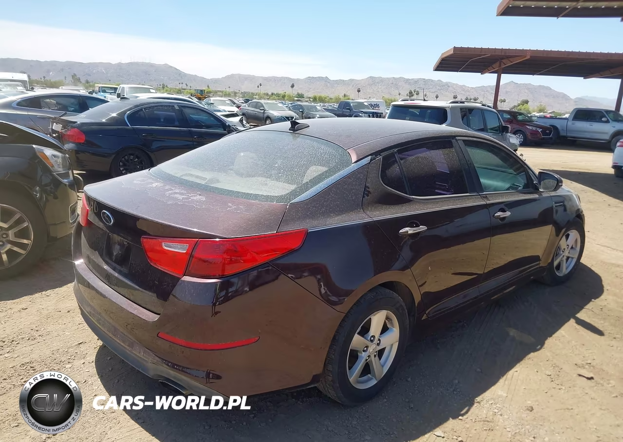 2015 Kia Optima Lx VIN:5XXGM4A77FG444151 - 4